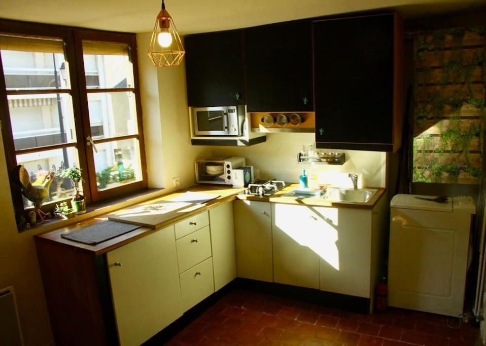 Cosy Apartment By The Magical Marais De بورج المظهر الخارجي الصورة